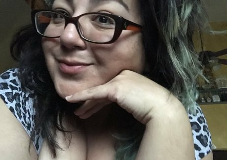 かわいい赤毛のOnlyFans ヌード 画像