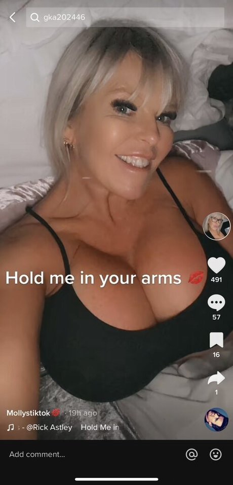 Mollyjfoxx ポルノスター HD 写真