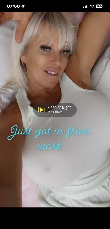 Mollyjfoxx ヌード女優 写真