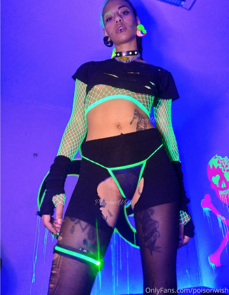 poisonwish 独占女優 写真