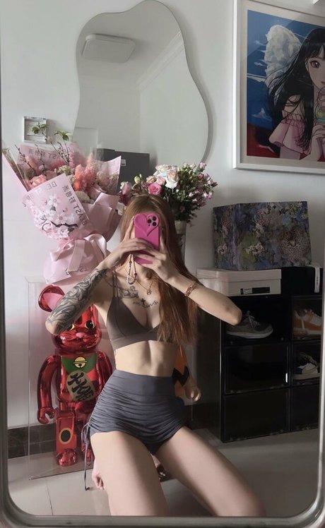 kiligkira ポルノスター アート 写真