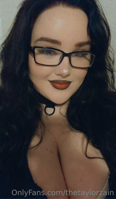 oliviataylor0000 高品質女優 写真