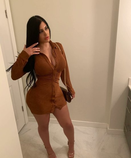 Danielle P ポルノスター 写真