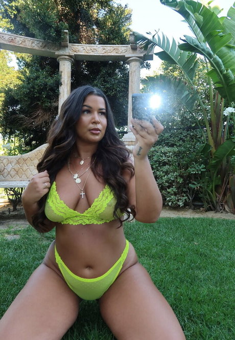 brimartinez ポルノスター xxx 写真