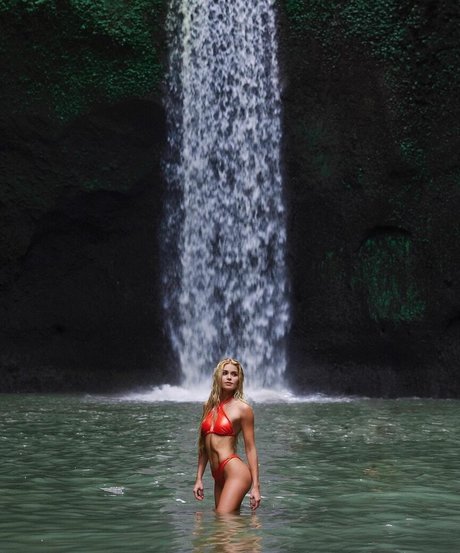 Pamela Reif top profile image