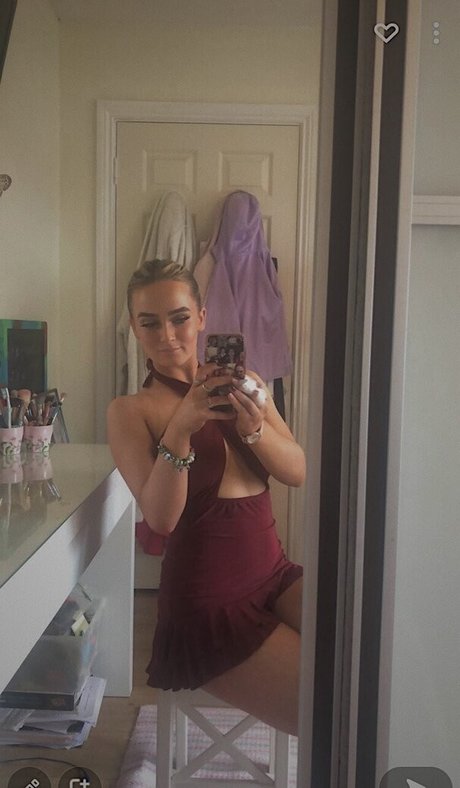 Aiobhin ポルノスター セックス 写真