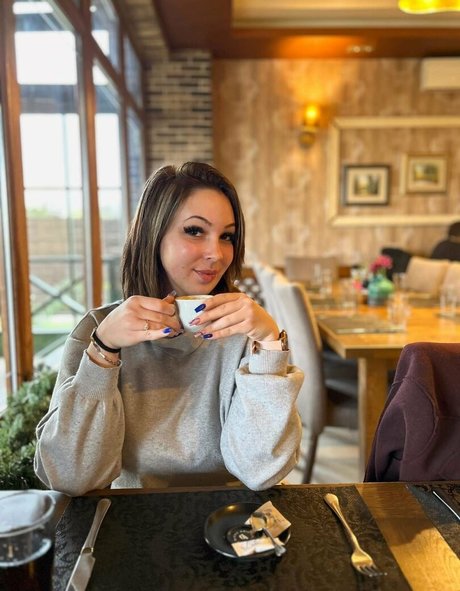 Bboyyana ポルノスター 写真