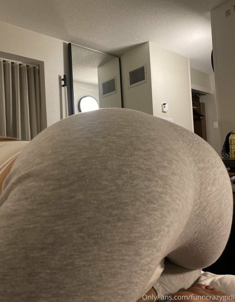 funncrazygirll トップポルノスター 写真