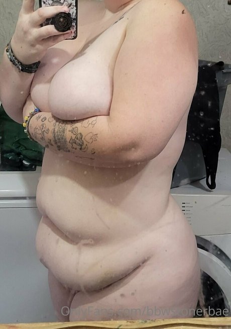bbwstonerdoll ポルノスター 写真