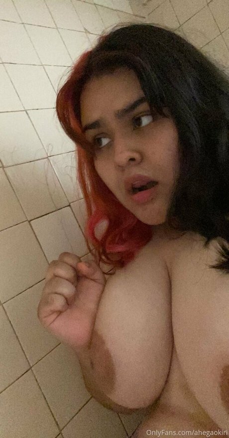 ahegaokiri モデル 写真