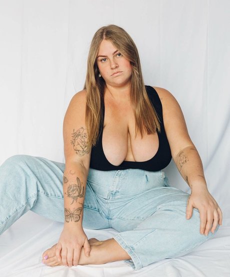 シーメールランジェリーOnlyFans ポルノ ギャラリー