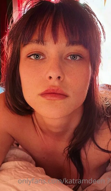 Katherine Ramdeen スター 裸 写真