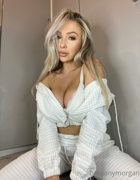 bethanymorgan 高品質スター ギャラリー