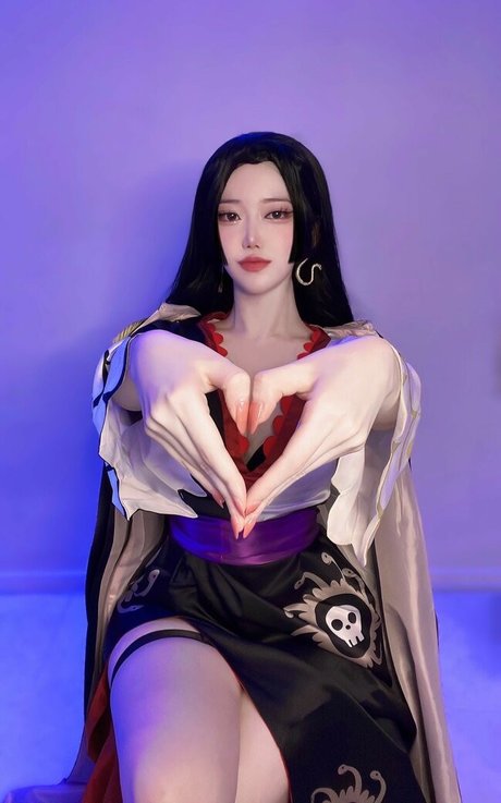 imeva ヌードモデル 写真