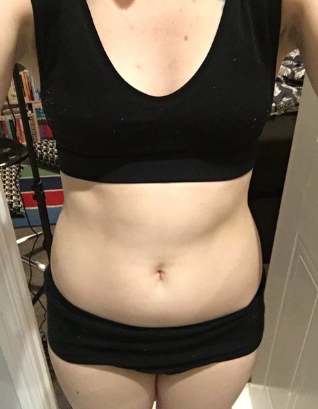 Emma Blackery ポルノスター ギャラリー