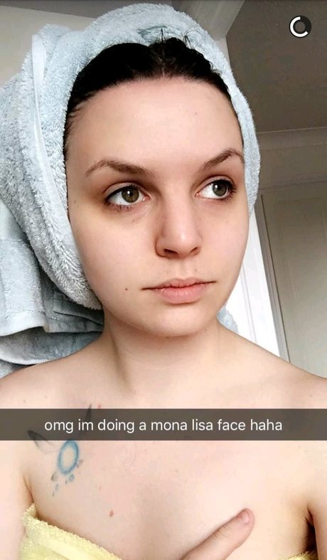 Emma Blackery 美しいスター 写真