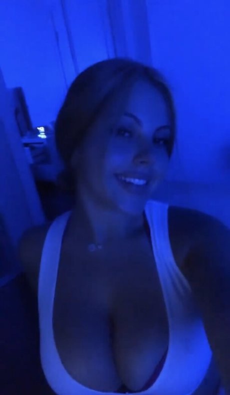 ライブストリーミングOnlyFans セックス 画像