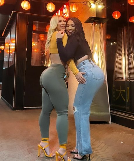 Lauren M かわいいスター 写真