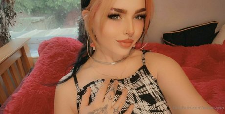 ライブストリーミングOnlyFans 美しいヌード 画像