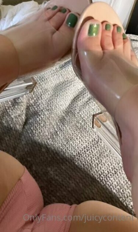 おばあちゃんの巨乳OnlyFans アートポルノ 画像