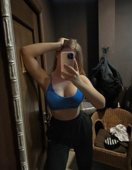 natasha westyy アートモデル 写真