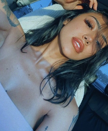 Shewolftribe 完璧な女優 写真