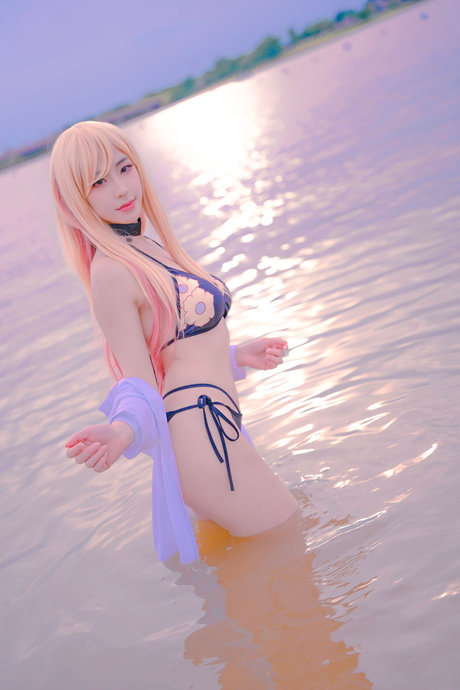 Luximity ポルノスター 写真