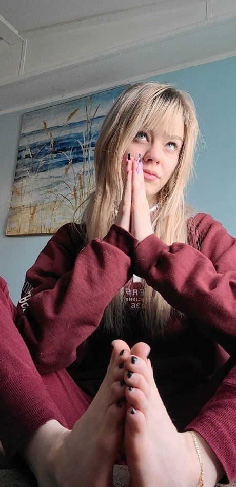 Sativa Skies アダルト女優 写真