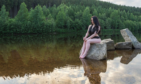 金髪の小柄なOnlyFans ヌード ギャラリー