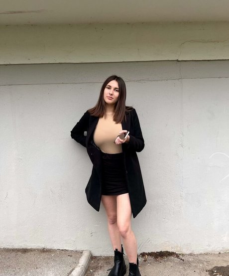 Clarisse Dupont ポルノ女優 写真