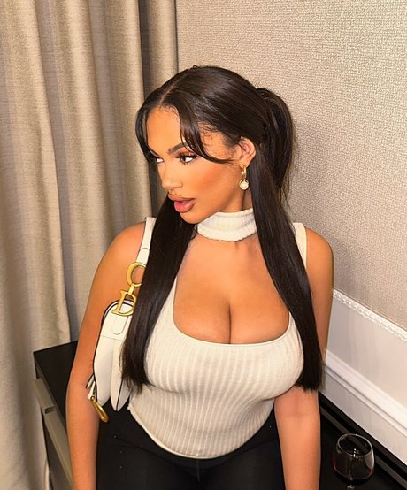 Carina Griff 完璧な女優 ギャラリー