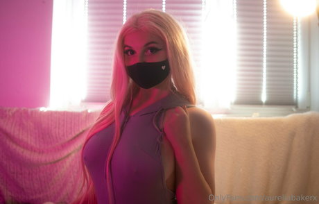 aureliabakerx 完璧なポルノスター 写真