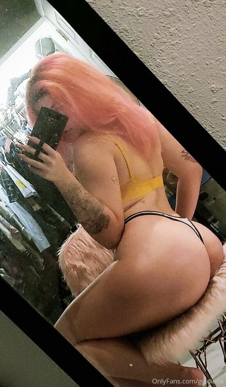 水中オンリーファン ホット 写真