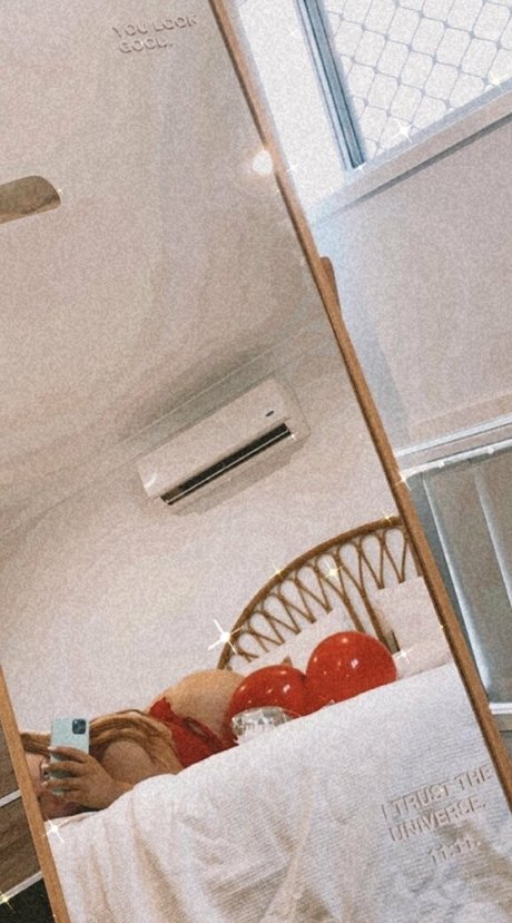 mrsbabyy ポルノモデル 写真