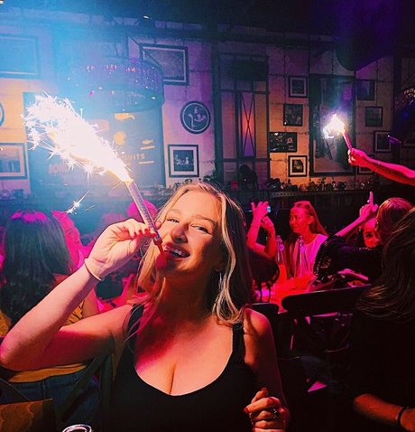 ティーンソロOnlyFans 無料 写真