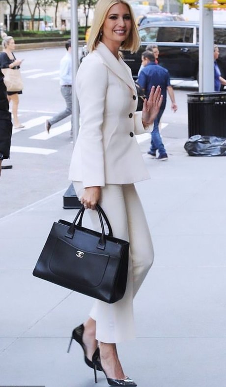 ニューハーフ巨乳OnlyFans 無料ポルノ 写真