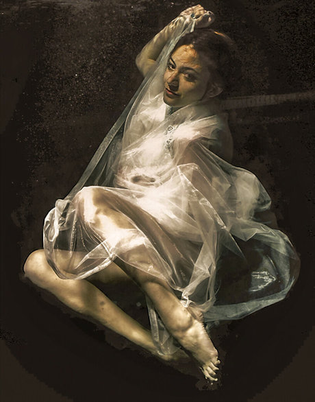 Ilgin Utin HDポルノスター 写真