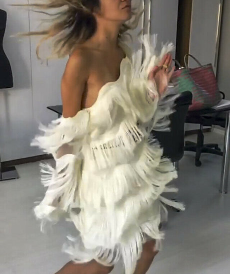 Ilgin Utin ヌードモデル ギャラリー