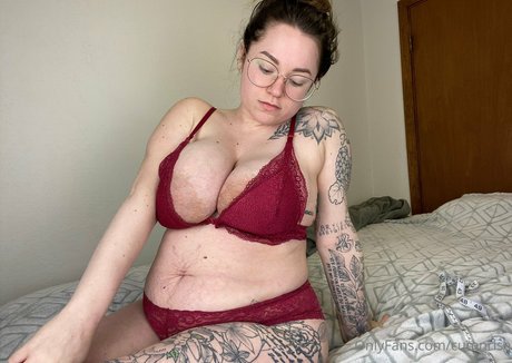 ティーンプッシーOnlyFans ポルノ アーカイブ