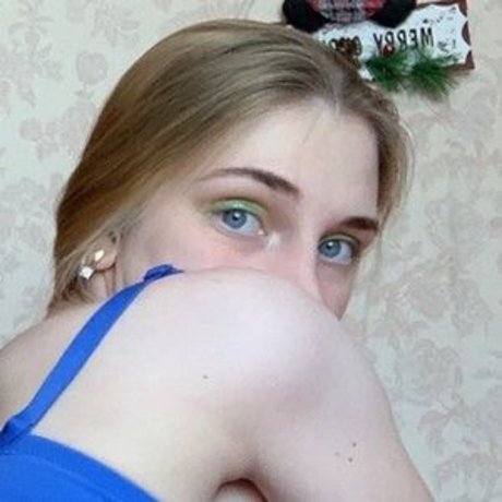 ホットな裸のOnlyFans ポルノグラフィック 写真