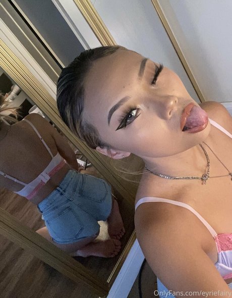 siamesesluts ポルノスター ホット 画像