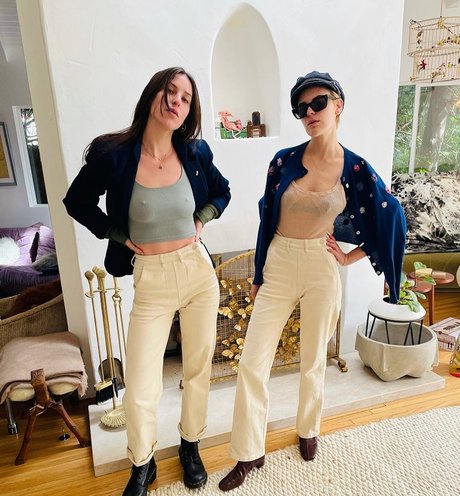 Scout Willis アートモデル 写真