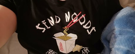 moss fairy ポルノスター ヌード 写真