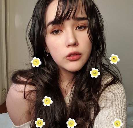 ティーンシーメールOnlyFans 美しい 写真