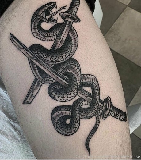 tattedxbabextease 素敵なモデル 写真