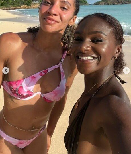 Dina Asher Smith ポルノスター アート ギャラリー