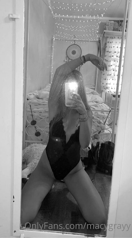 macygrayy トップポルノスター 写真