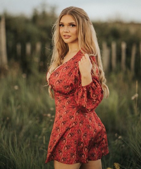 Lucy May Dawson 最高のポルノスター 画像