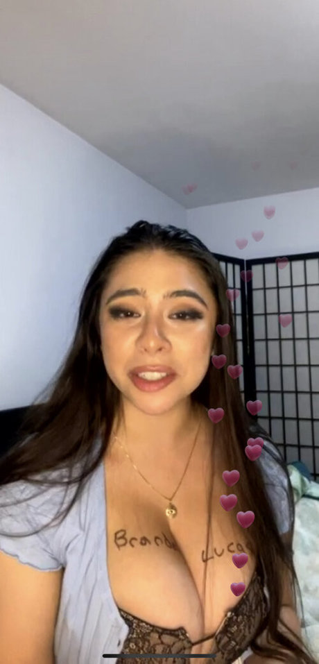 Reema Rochelle ヌードのポルノスター 画像