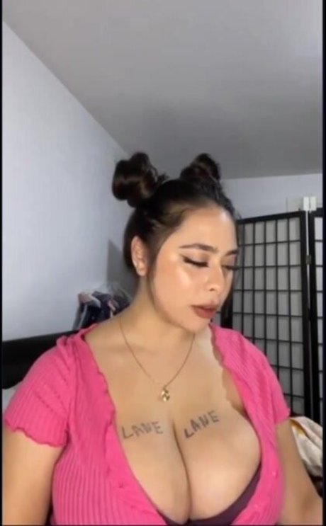 Reema Rochelle 素敵なモデル 写真